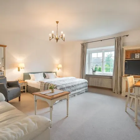 Geldernhaus Garni 3*