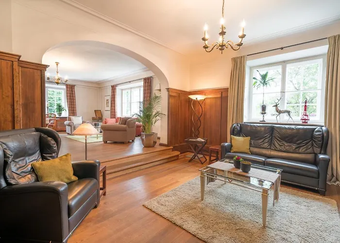 Geldernhaus Garni Hotel 3*